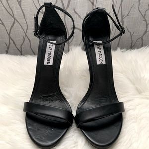 Steve Madden Stecy Black Heels
